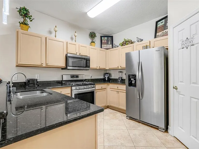 216 Montara Dr — Photo 9