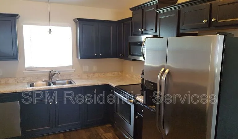 805 Cross Wind Ct — Photo 3