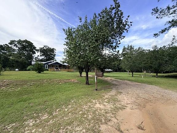 2nd image of 118 High Rock Rd
