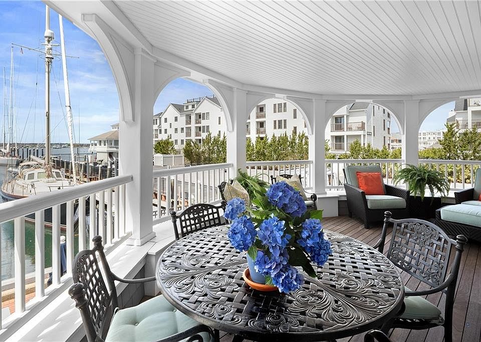 1st image of 24 Brown And Howard Wharf Unit 302