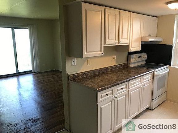 3rd image of 293 Joanna Ct #302