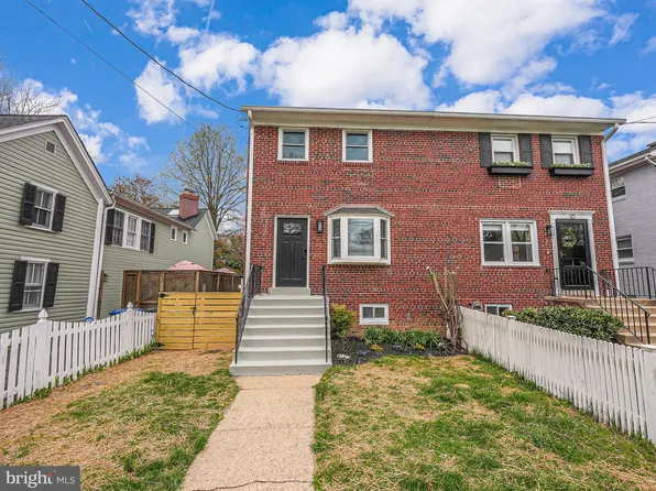 8 E Glendale Ave, Alexandria, VA 22301
