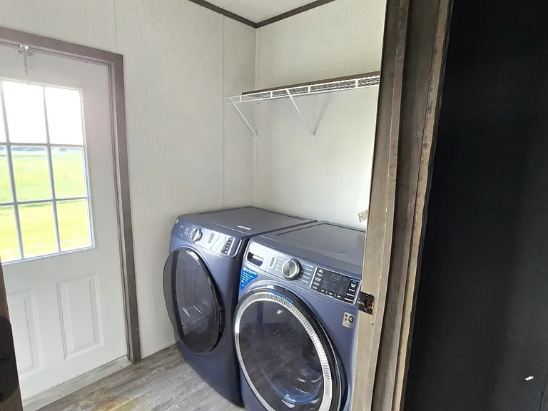 211 FM 2547 — Photo 11
