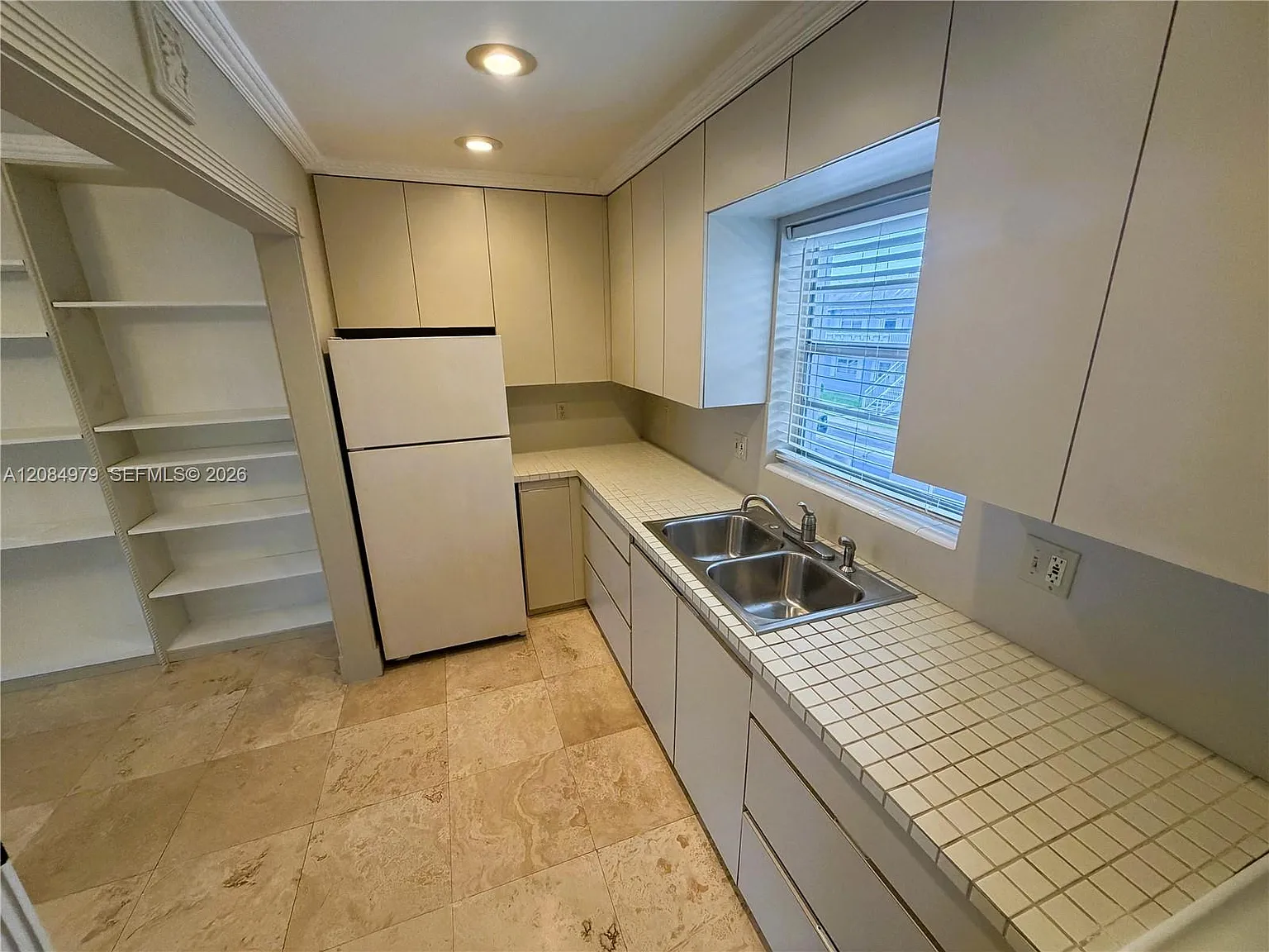 Village At Dadeland Condo — Photo 3