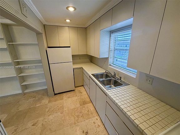 3rd image of 7550 SW 82nd St APT F204