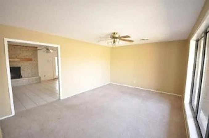 Building Photo - 601 Starlite Dr