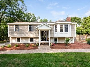 6 Farnham Rd, Georgetown, MA 01833