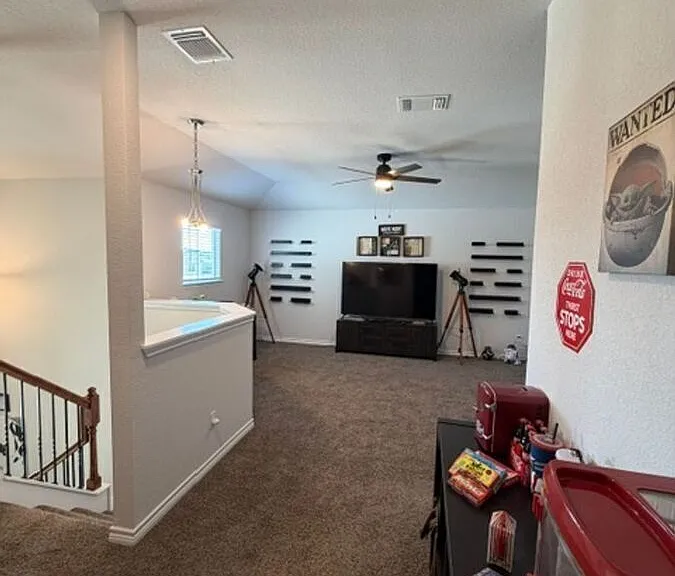 1729 Friesian Loop — Photo 35