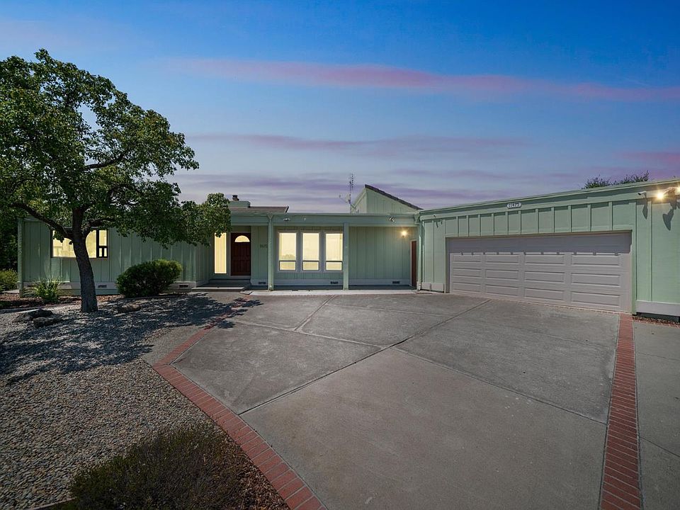 1st image of 11475 Canyon View Cir