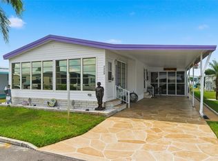 2101 Kona Dr, Holiday, FL 34691