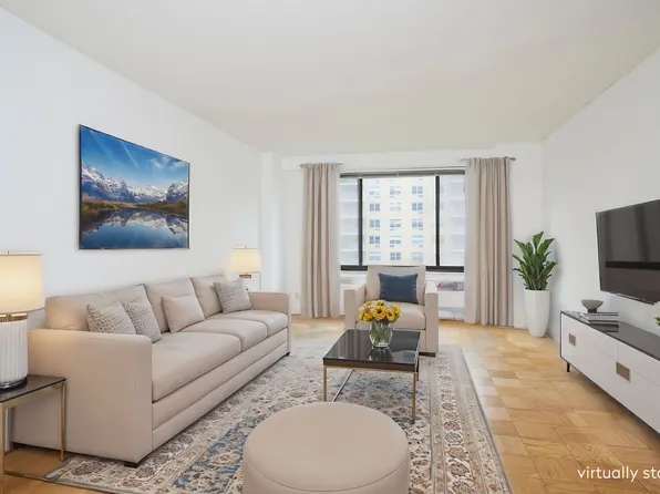 382 Central Park West image 1 of 10