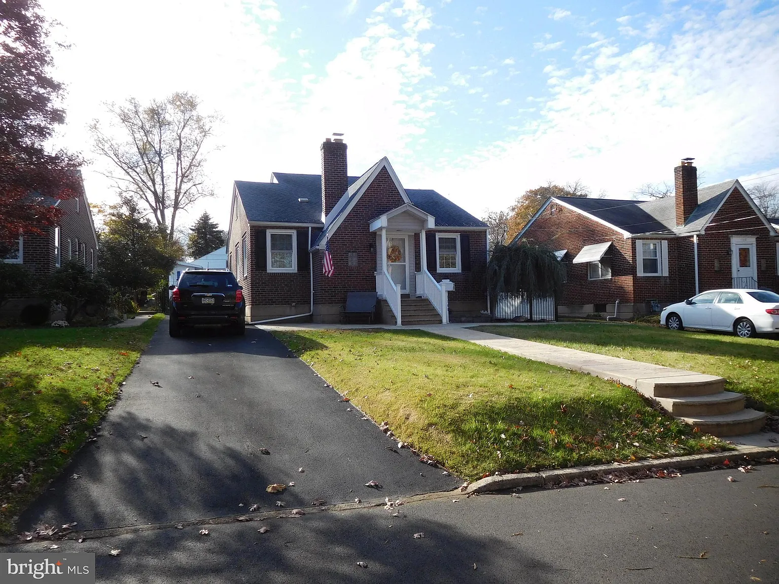 1160 Emerson Ln photo 1