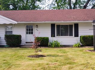 458 Sheffield Dr, Valparaiso, IN 46385
