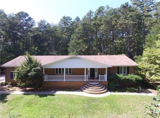 18024 Mallard Bend Rd, Seneca, SC 29672