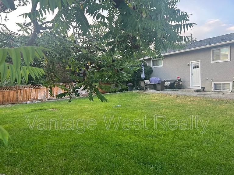 210B Dell Rd — Photo 2