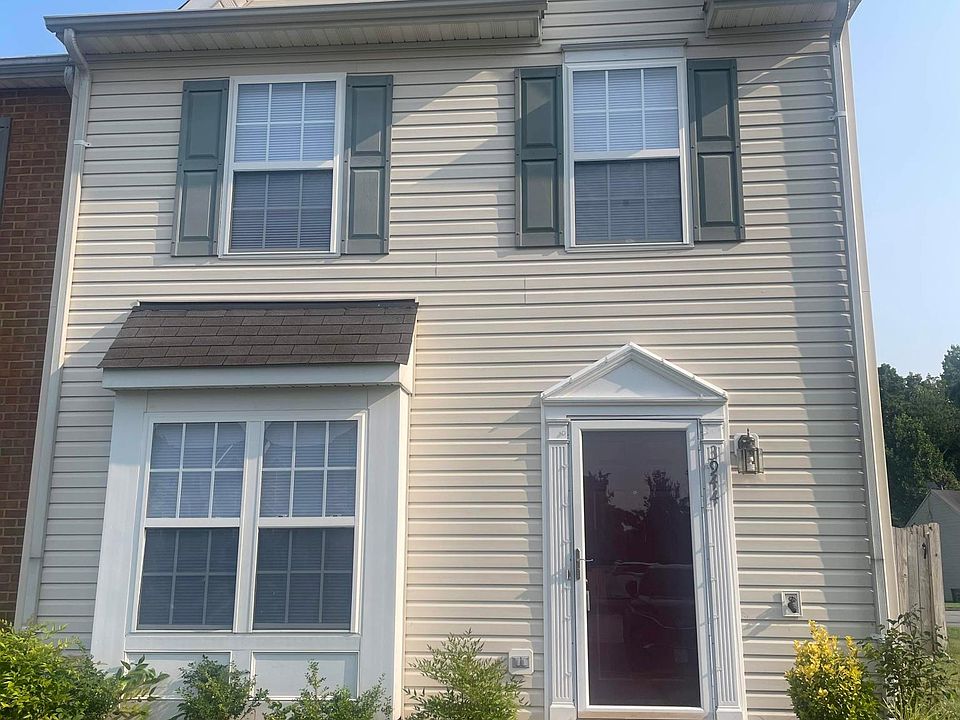 3944 Saint Michaels Sq, Fredericksburg, VA 22408 Zillow