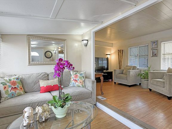 4th image of 3015 E Bayshore Rd Spc 335