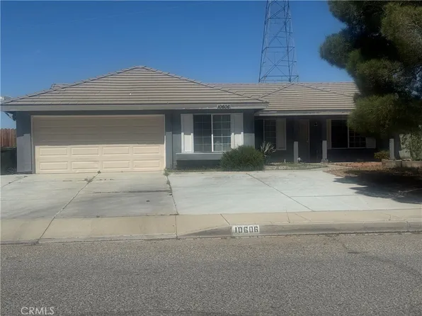 10606 Arlington St, Adelanto, CA 92301