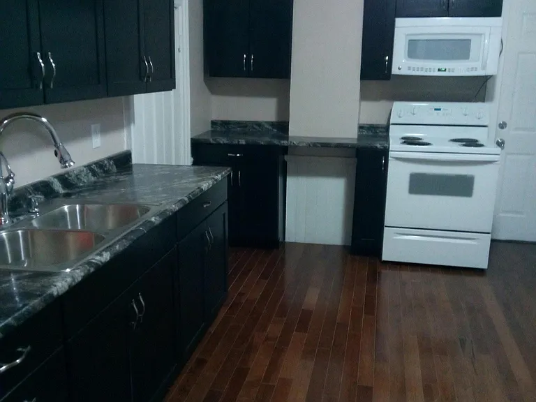 722 West Ave #1 — Photo 1