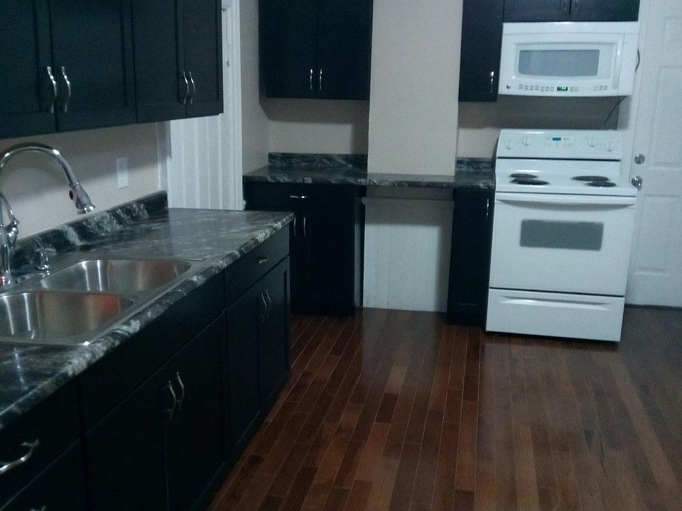 1st image of 722 West Ave #1