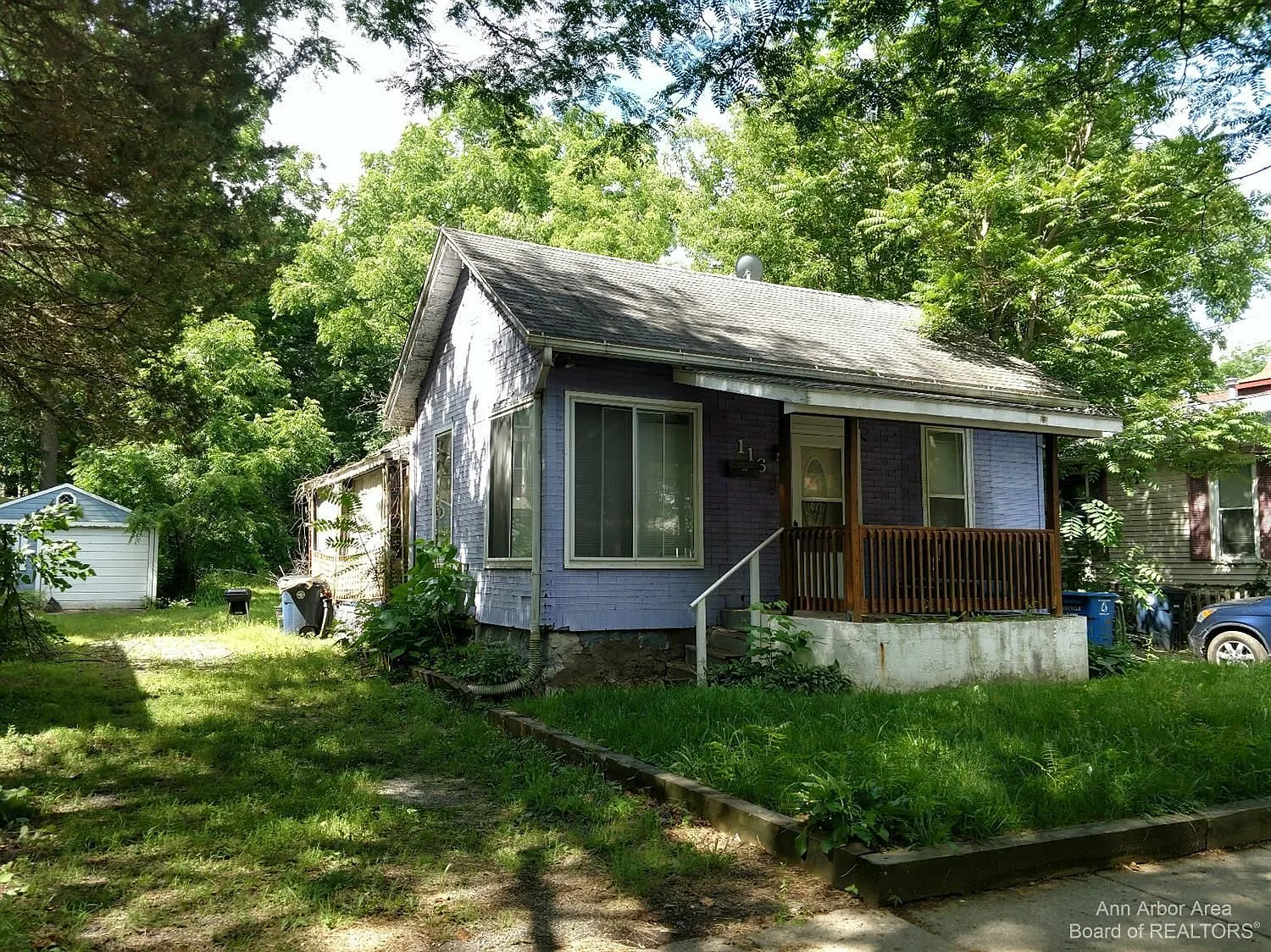 116 E Summit St photo 1