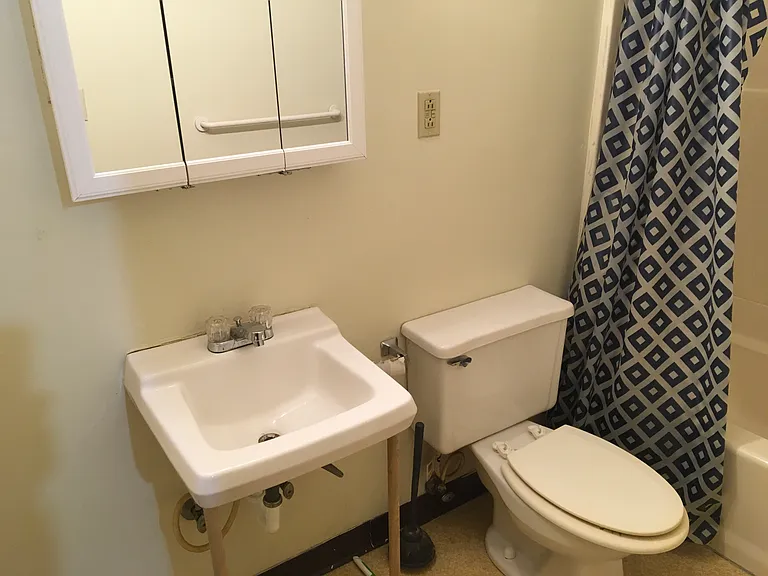 1312 Pleasant Valley Blvd #3 — Photo 8