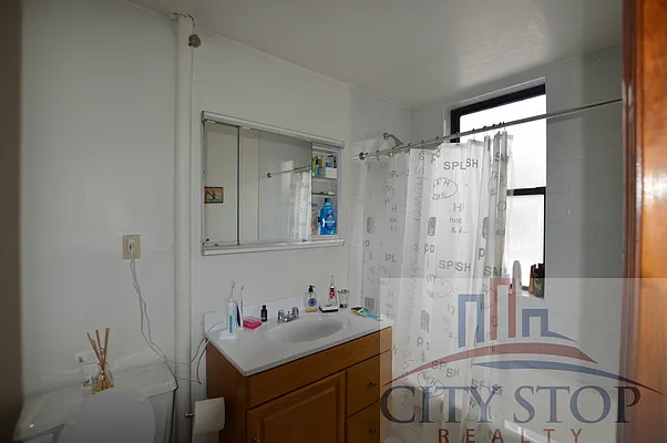 Rented by City Stop Realty | media 20