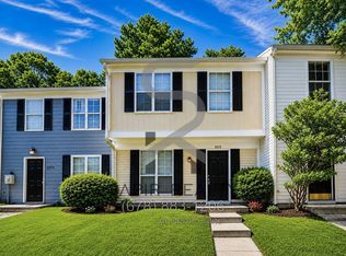 5571 Wells Cir, Stone Mountain, GA 30087