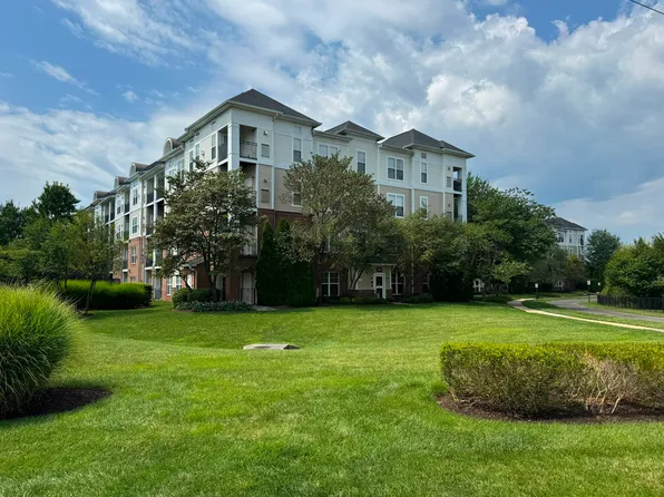 3810 Lightfoot St, Chantilly, VA