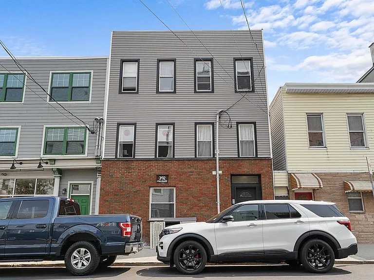 392 Palisade Ave #2 — Photo 9