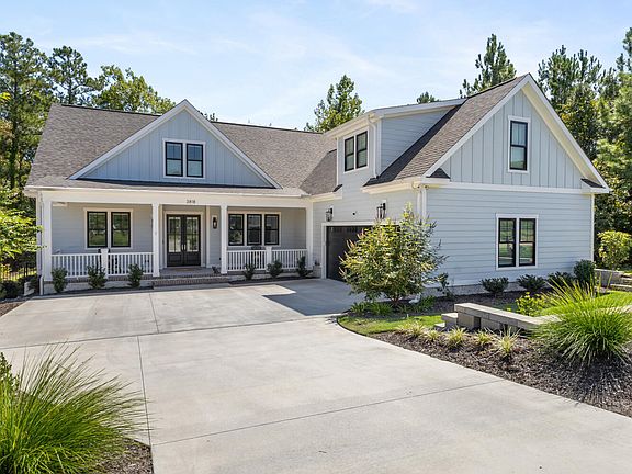 2nd image of 3818 Lemon Drop Lane NE