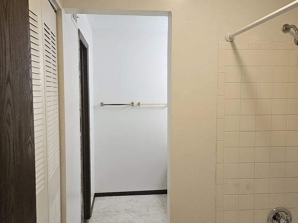 1666 Brownstone Blvd #524