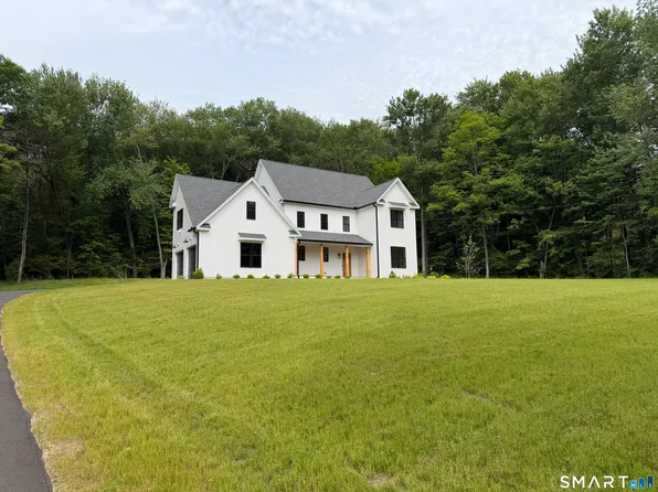 152 East Hill Road, Canton, CT 06019