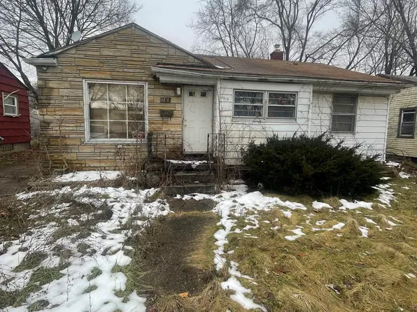 1810 Roselawn Dr, Flint, MI 48504