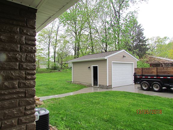 2nd image of 4040 Klein Ave