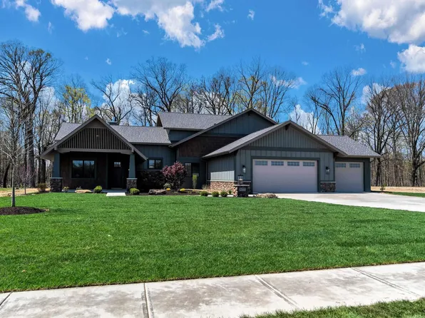 8777 Artemis Ln, Fort Wayne, IN 46825
