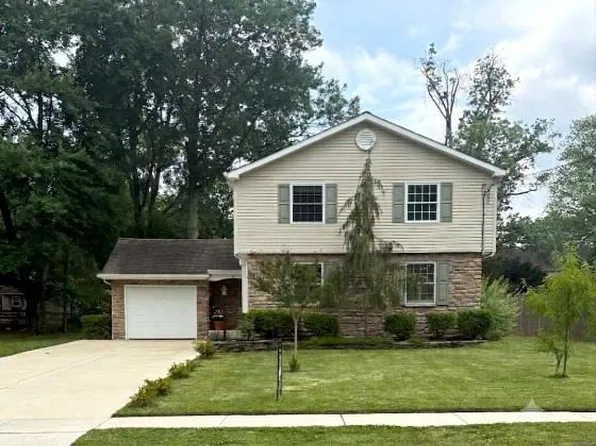 127 Deerfield Dr, Cherry Hill, NJ 08034
