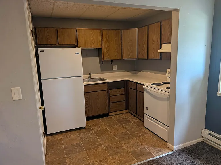 435 S Broadway St #C3 — Photo 6