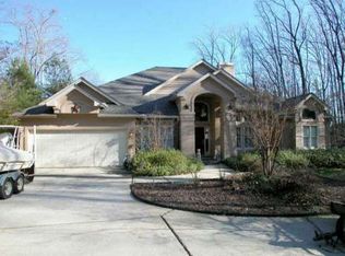 8995 Vanns Tavern Rd, Gainesville, GA 30506