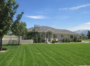 1176 W Hollow View Way, West Jordan, UT 84084