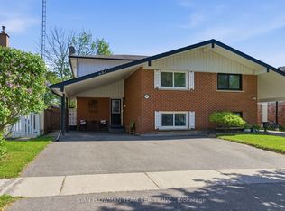 653 Berwick Cres, Oshawa, ON L1J 3E6