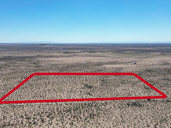 5th image of 174702 Five Acres Dr
