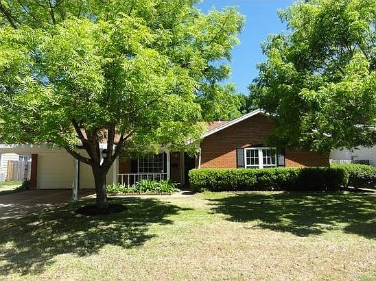 1st image of 8009 Parkdale Dr
