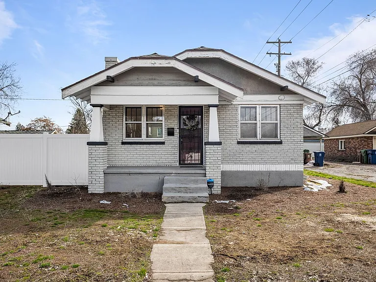 2618 N Ash St — Photo 21