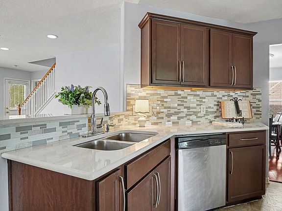 3rd image of 5622 Wasabi Ln