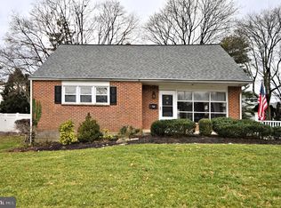 14 Dechert Rd, Conshohocken, PA 19428