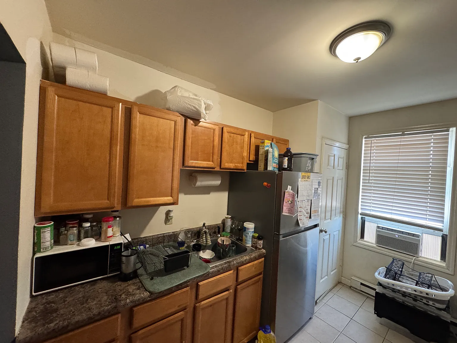 2 bed, 800 sqft, $1,595 — Photo 1