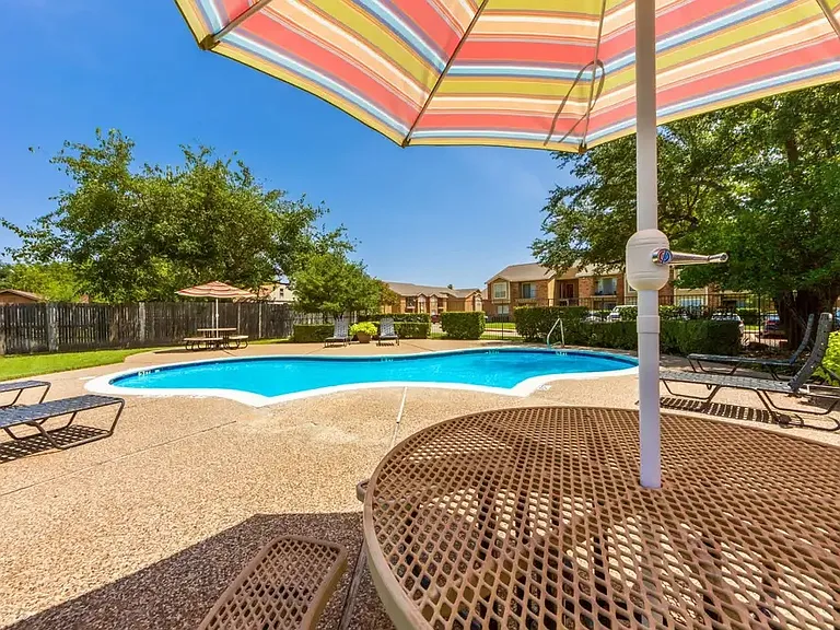 Quail Crossing Apartments — Photo 12