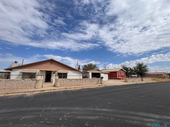 1106 E Texas St, Hobbs, NM 88240