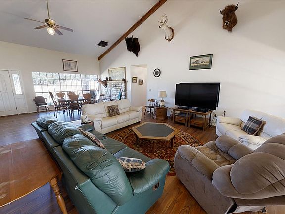 5th image of 313 Rawhide Rd